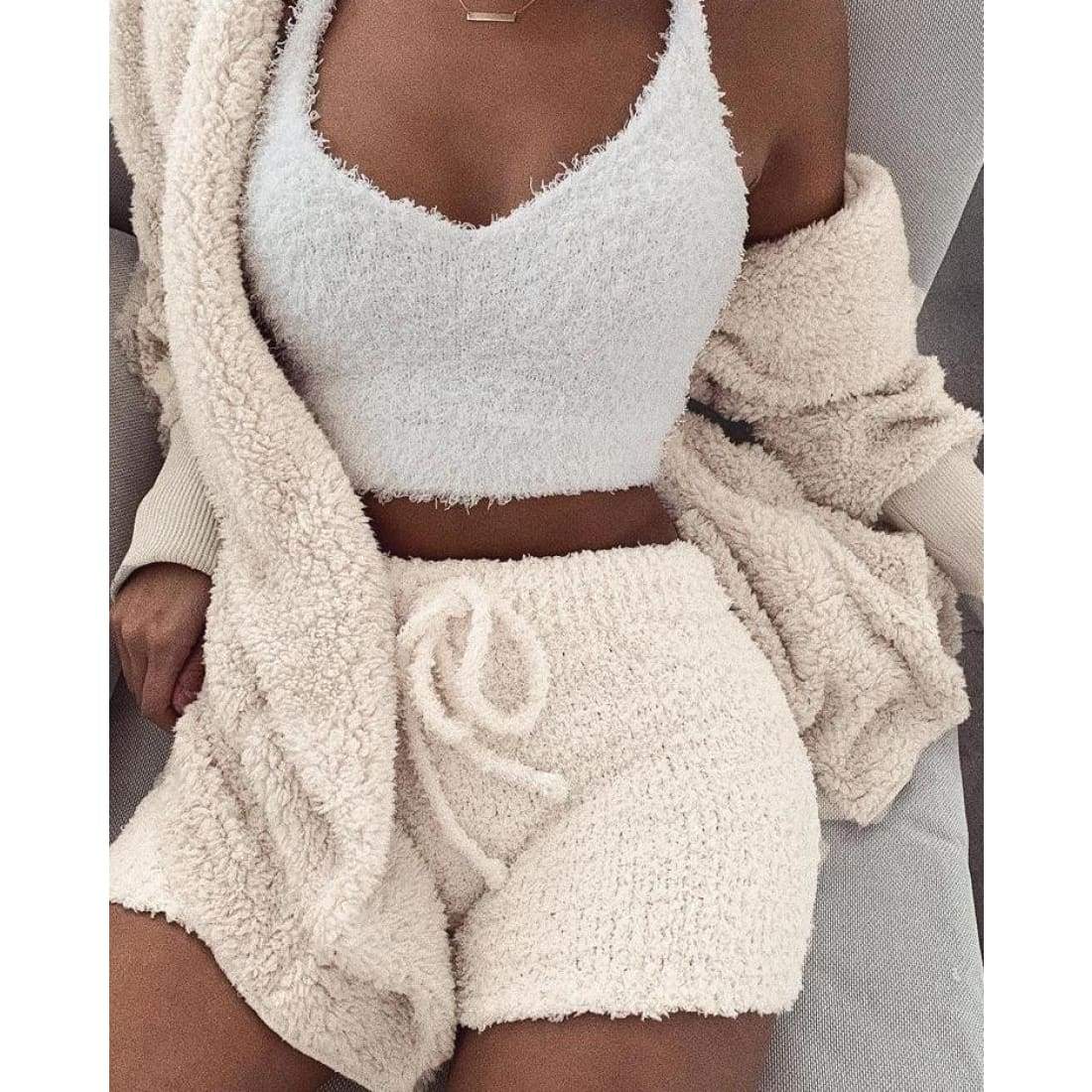 CozyKiss™ Deluxe 3-Piece Knit Set